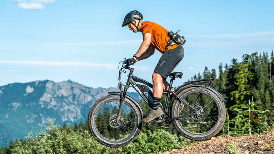 Moteurs de moyeu à engrenages pour vélos électriques vs moteurs de moyeu à entraînement direct