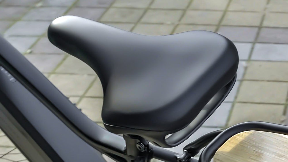 Best Step Through Bike: Adjustable Velo Seat